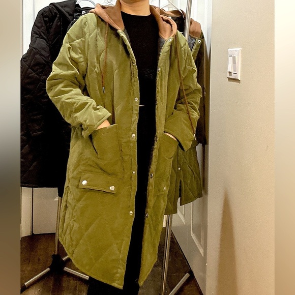 Long Thick Lightweight Winter Jackets Size M  ( us size 8-10) - Picture 1 of 5